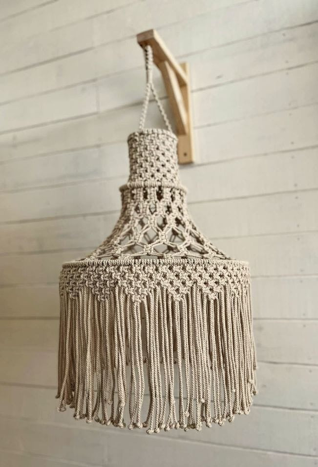 Pantalla colgante tejida a mano de macramé